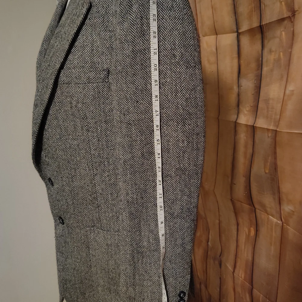 Classic Gray Tweed Blazer - Picture 11 of 14